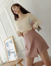 【Stark Minimalism 2.0】 High-Waist Heating Slit Skort