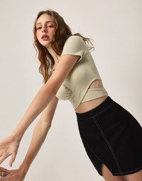 Cross Hollow Crop Top