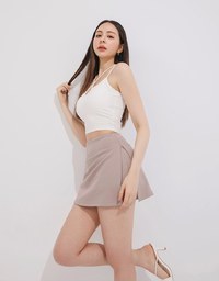 AIRY HOURGLASS High Waist Slit Skort