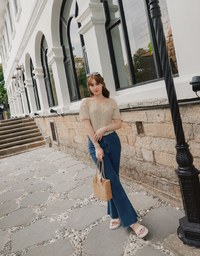 Cut Out Shoulder Puff Sleeve Ruffled Top