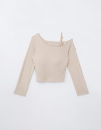 Asymmetric Padded Top With Gold Chain Design