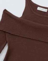 Off Shoulder Long Sleeve Knit Top