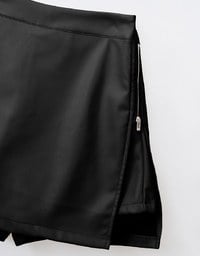 Soft Matte Stretch Faux Leather Zipper Skorts