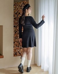 Long Sleeve A Line Pleated Knitted Mini Dress