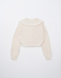 Horn Button Sailor Collar Knit Top