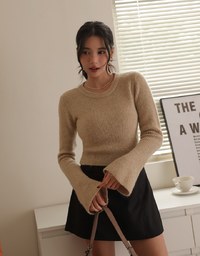 Solid Color Crew Neck Flared Sleeve Knitted Top