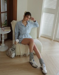 Casual Button Up Textured Cropped Blouse and Elastic Shorts Set Wear