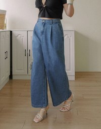 【Den!m LITE】Lightweight Soft Denim Pleated Straight Leg Pants