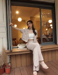 High Waist Flowy Tailored Pleated Wide Leg Pants