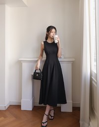 AIRY HOURGLASS Crew Neck Sleeveless Ruched A Line Cami Maxi Dress