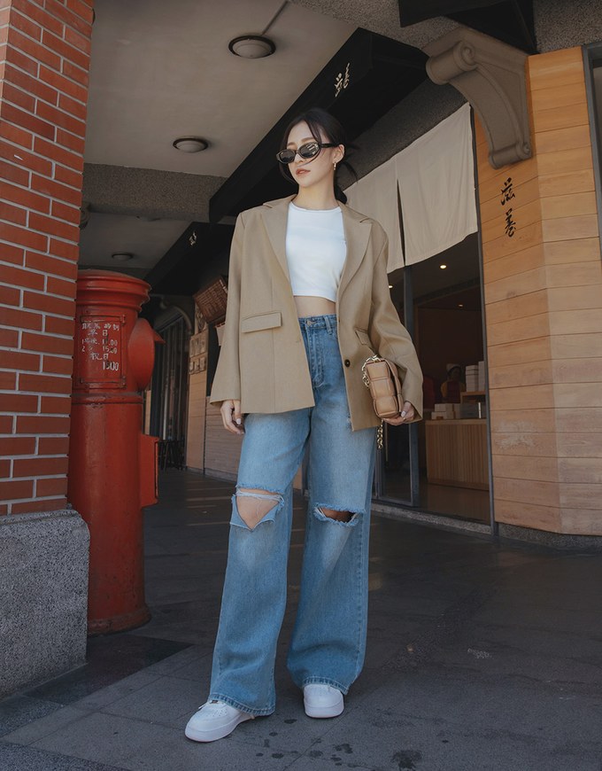 KOREAN OUTFIT IDEAS: WIDE LEG JEANS OUTFIT IDEAS