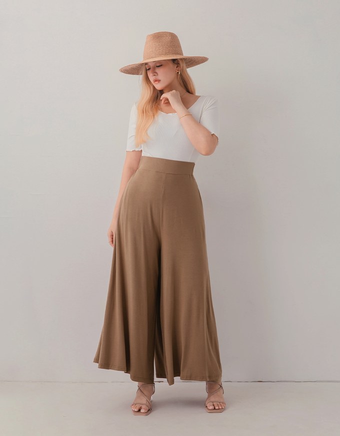 Hips Sculpting High Waisted Elasticated Wide Pants
