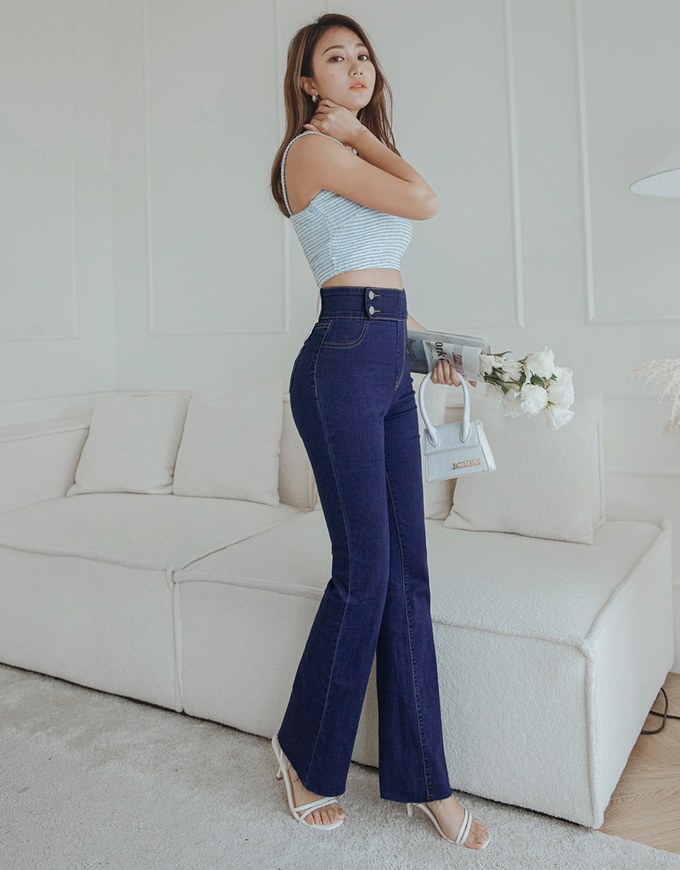 Petite Girl- No Filter Snatched Waist Shape-Up Slimming Skinny-Fit Denim Jeans Boot Cut Pants 3.0