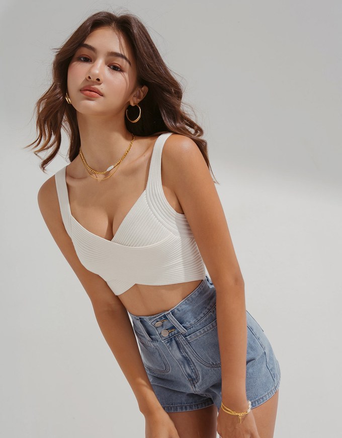 Sensual Overlapping Cropped KnitCrop Top