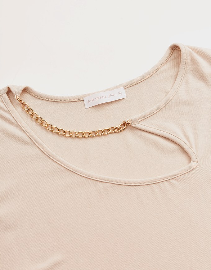Iconic Metallic Chain Hollow Front Top