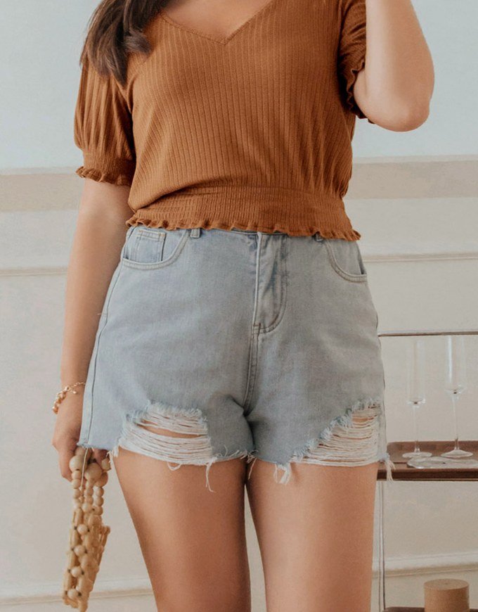 Casual Chic Ripped Denim Shorts