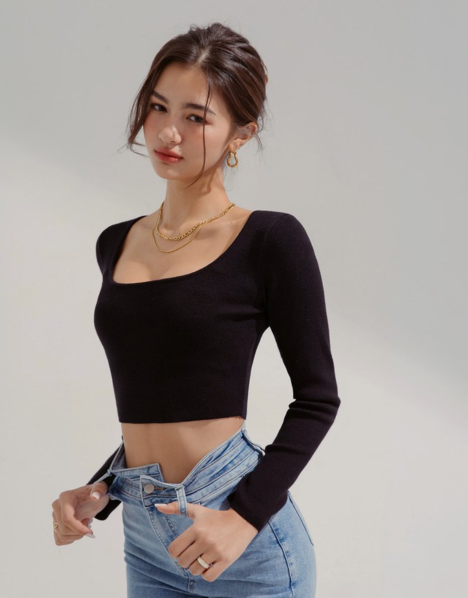 U Collar Ribbed Fitted Crop Top