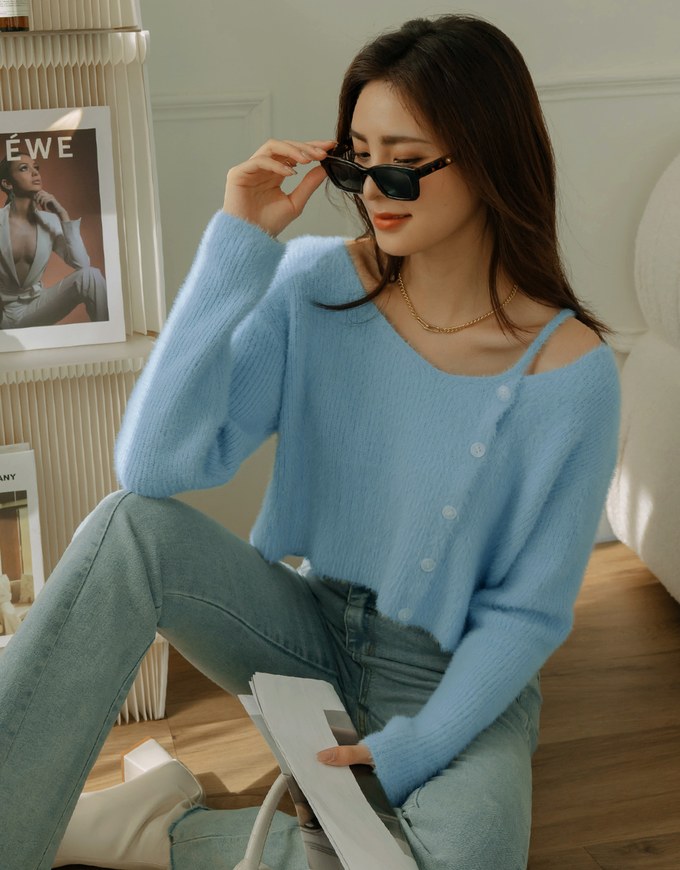 Single Strap Buttoned Knit Crop Top