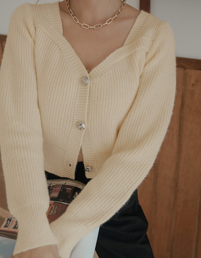 V Neck Buttoned Wool Knit Top