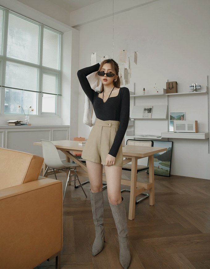 Small V Neck Tie Knit Long Sleeve Top