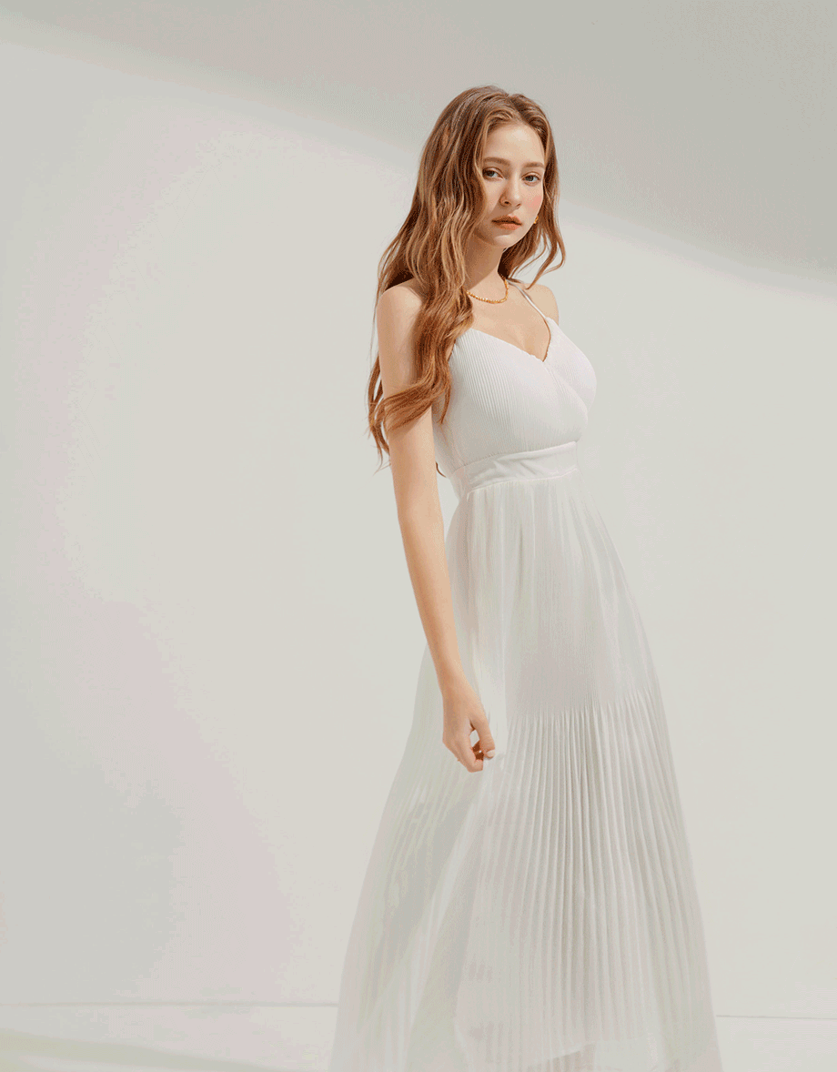 Gold Button Low-Cut Pleated Long Dress (With Padding)
