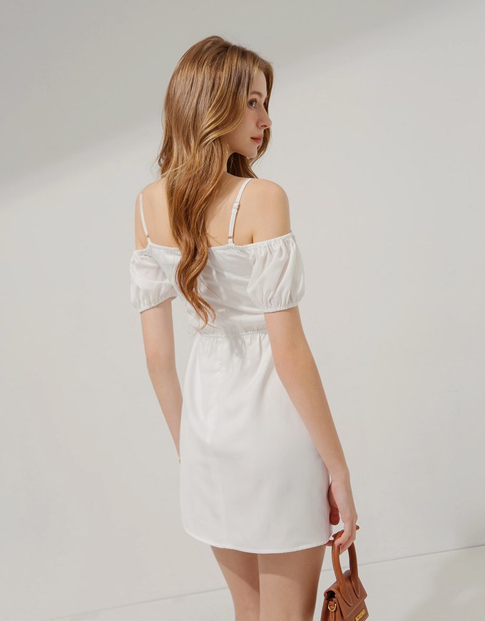 Flat With Puffed Sleeves Mini Dress (With Padding)