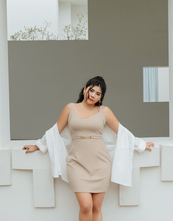 Goldchain Slimming Dress