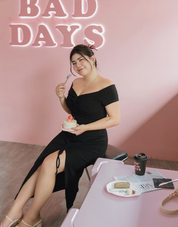 Flat Knotted Drawstring Slit Long Dress (With Padding)