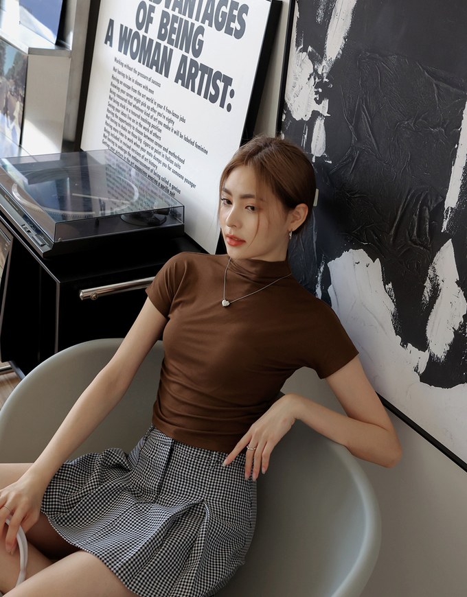 Turtleneck Side Scrunch Top