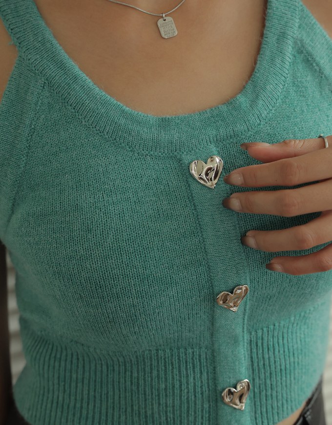 Love Shape Button Knit Cami Top