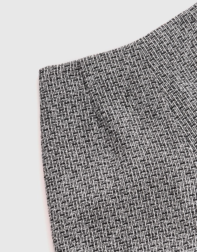 Textured   Tweed Elastic Shorts