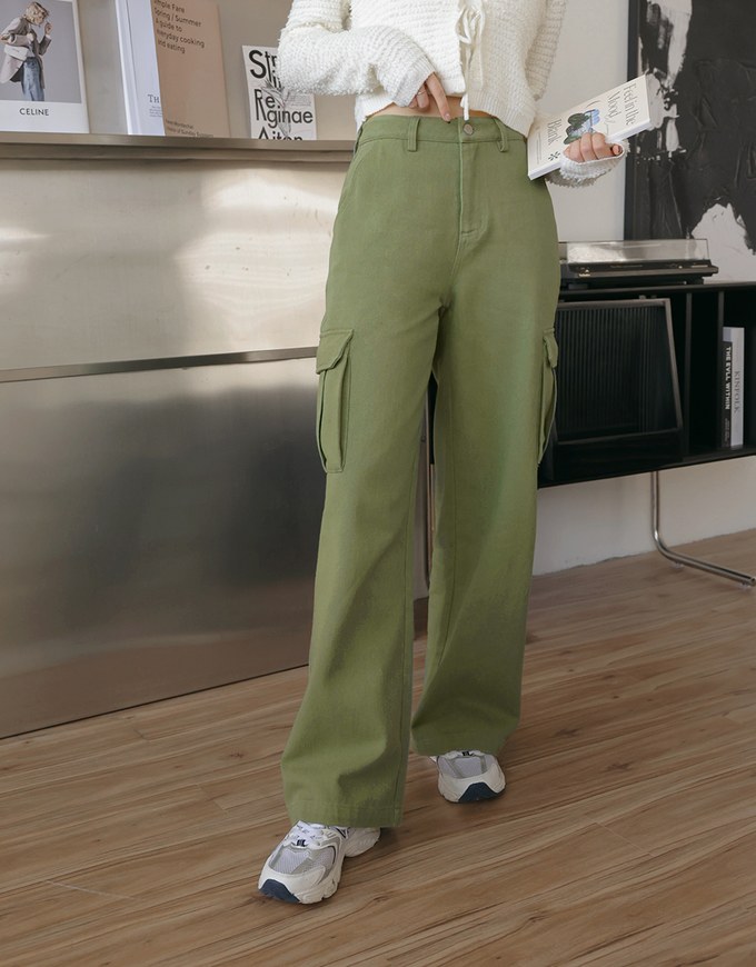 Thick Straight Leg Cargo Wide Pants