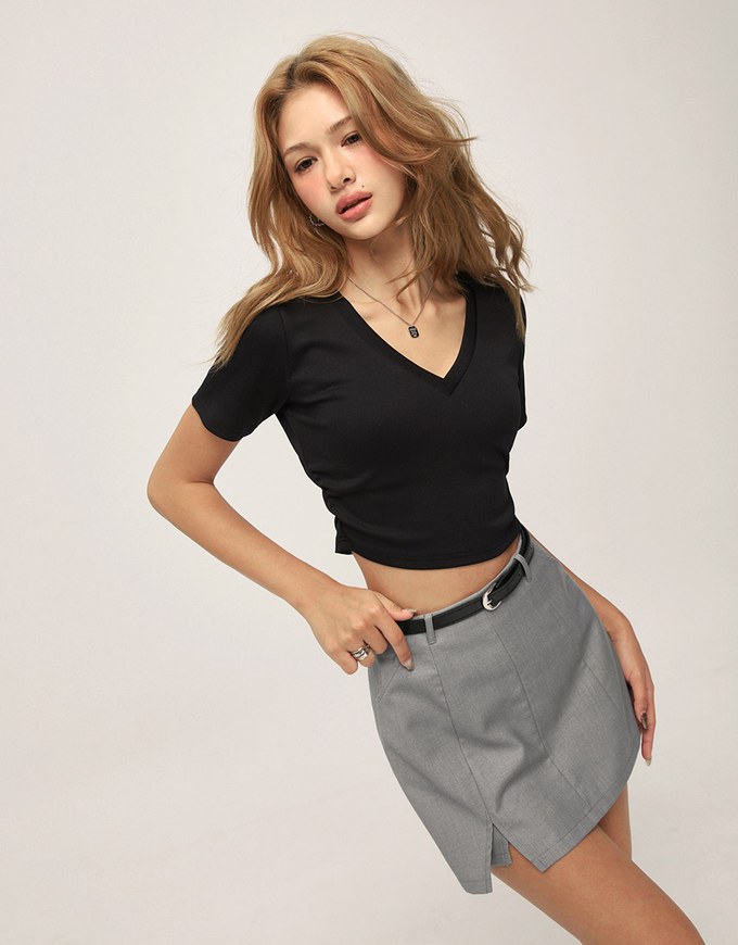 Minimalist V-neck Side Ruched Tee Top