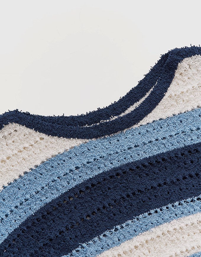 Textured Gradient Knit Top
