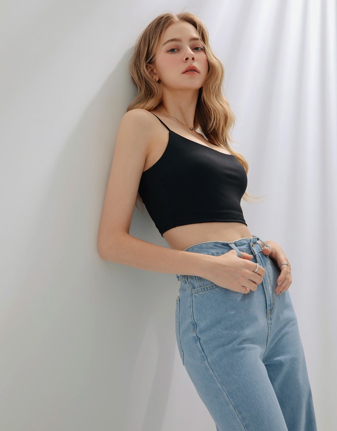 Airy Sculpt High-Elastic Thin Strap Bra Top