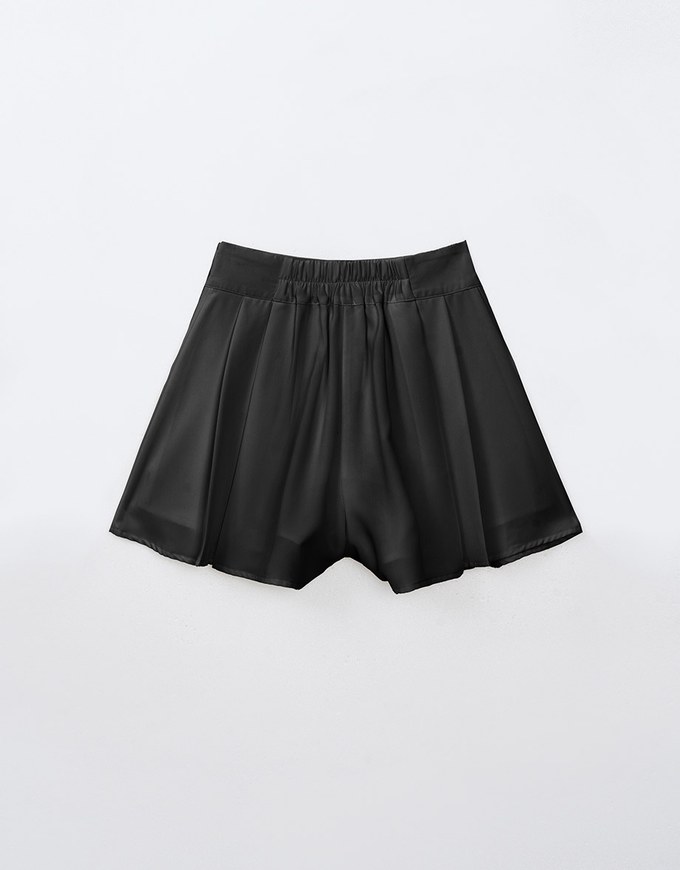 Textured Chiffon Pleated Shorts