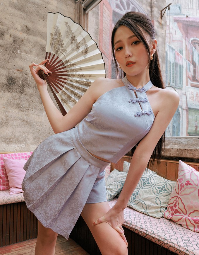 [HXA's Design] Satin Floral Embroidery Pleated Cheongsam Qipao Skorts H03