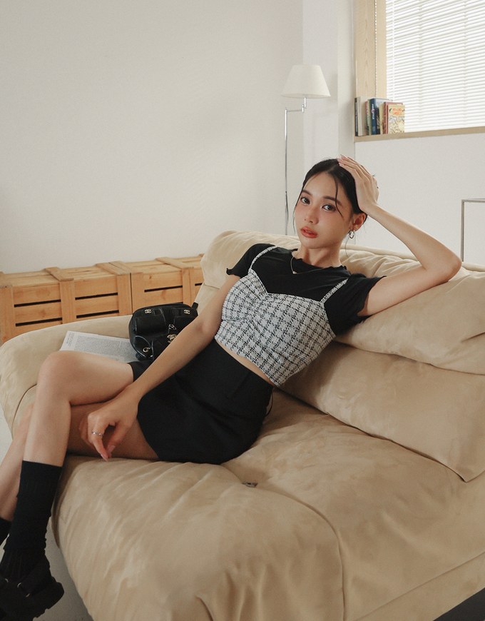 Checkered Textured Thin Strap Padded Cami Top