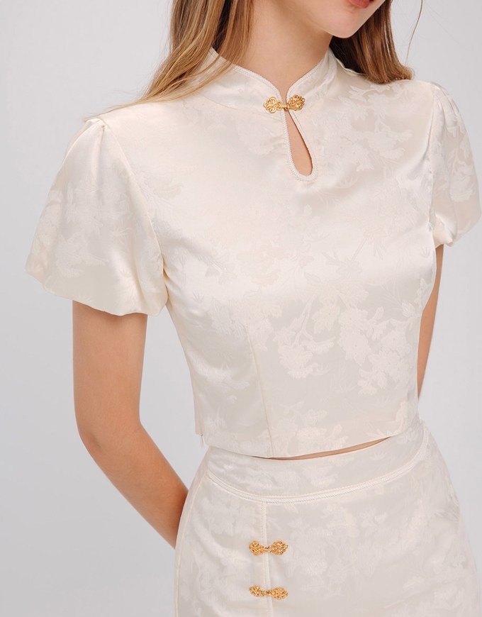 Luxurious Gold Trim Short Sleeve Cheongsam Qipao Top