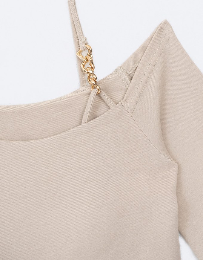 Asymmetric Padded Top With Gold Chain Design