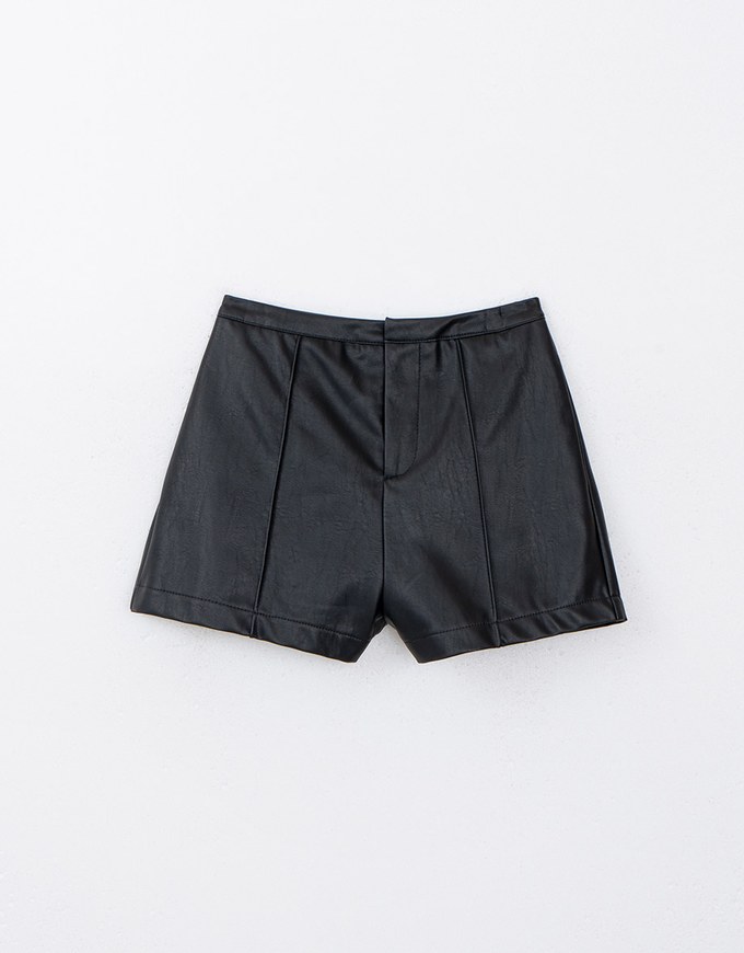 Concealed Placket Faux Leather Shorts