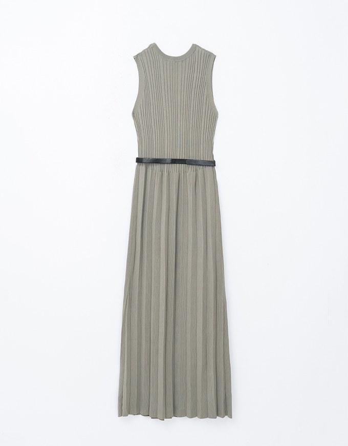 Elegant Knit Maxi Dress (With Belt)