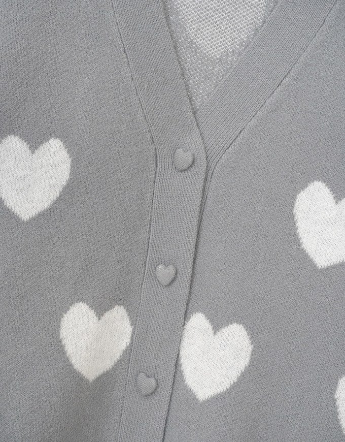 【HEYMAN Design】Heart Embroidered Knit Cardigan