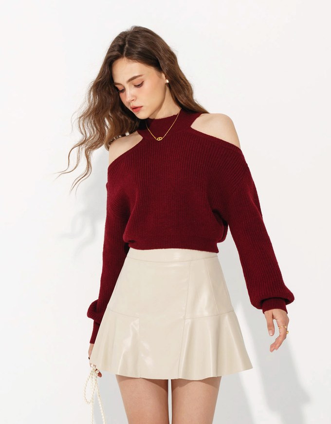 Cut Out Shoulder Halter Neck Long Sleeve Knit Top