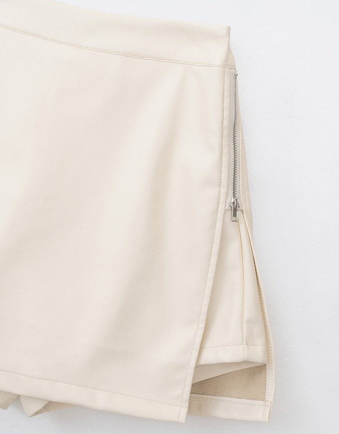 Soft Matte Stretch Faux Leather Zipper Skort