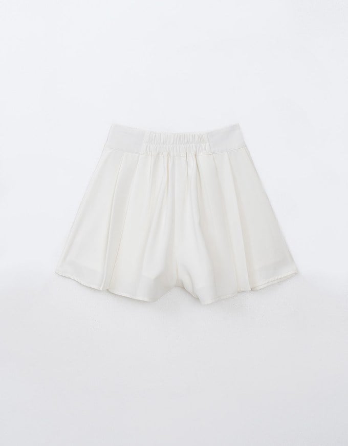 Textured Chiffon Pleated Shorts