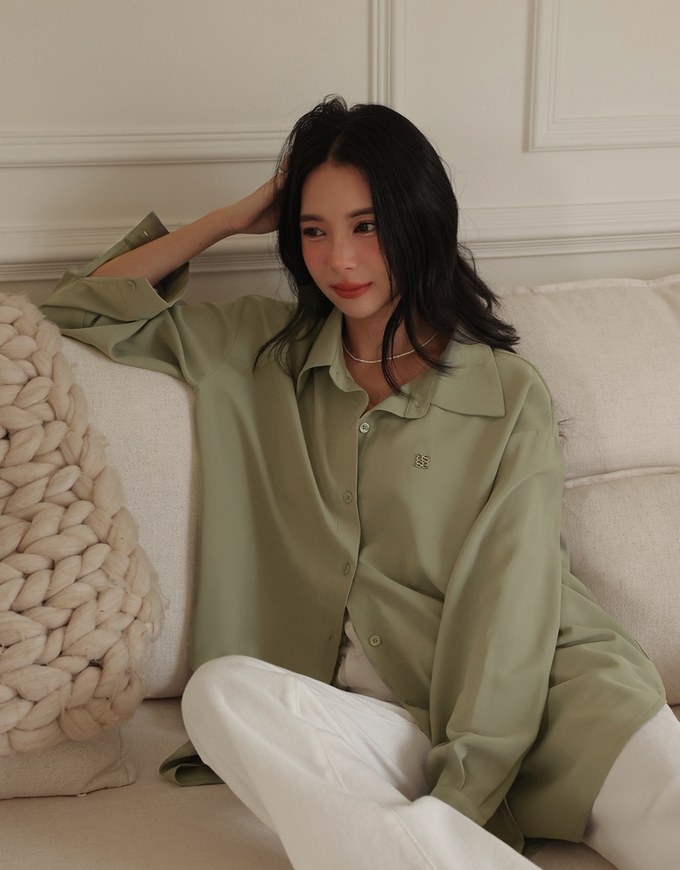 Basic Long Sleeve Button Up Straight Blouse With Air Space Logo Embroidered