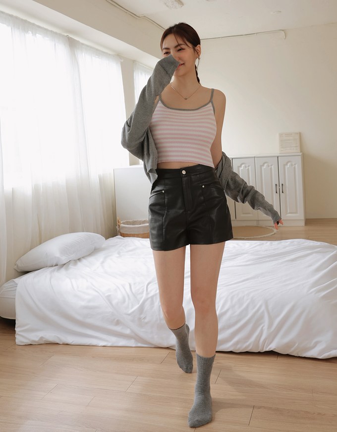 Minimalist Edgy Faux Leather Shorts