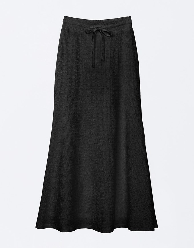 Embossed Knit Drawstring Waist Maxi Skirt