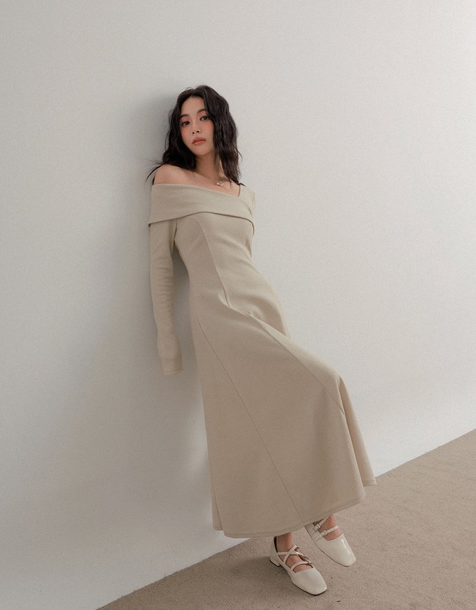 One Shoulder Foldover Edge Knitted Maxi Dress